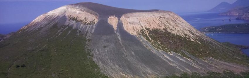 vulcano_jpg